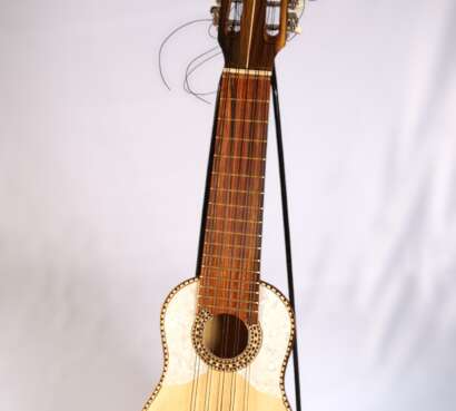 charango da studio classico front