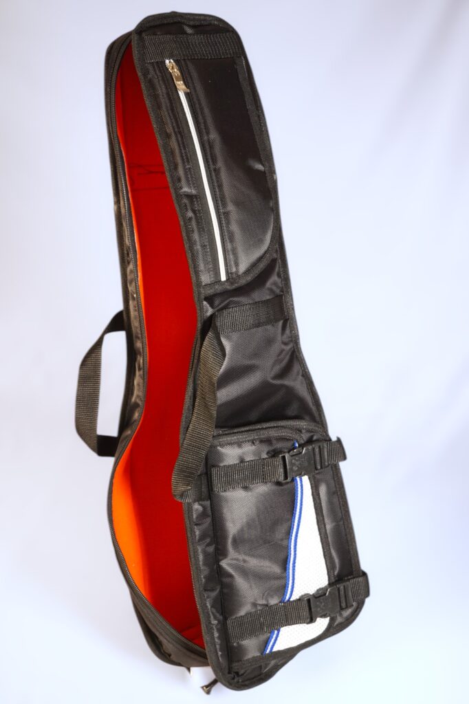 Custodia imbottita con fibbie per charango