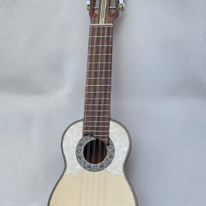 Aiquileño charango by Edgar Suárez in quina quina with inlaid star on the soundboard
